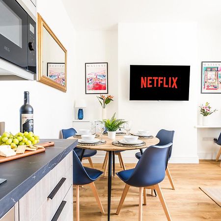 Cozy 2 Bedroom Apartment In Sutton Саттон Экстерьер фото