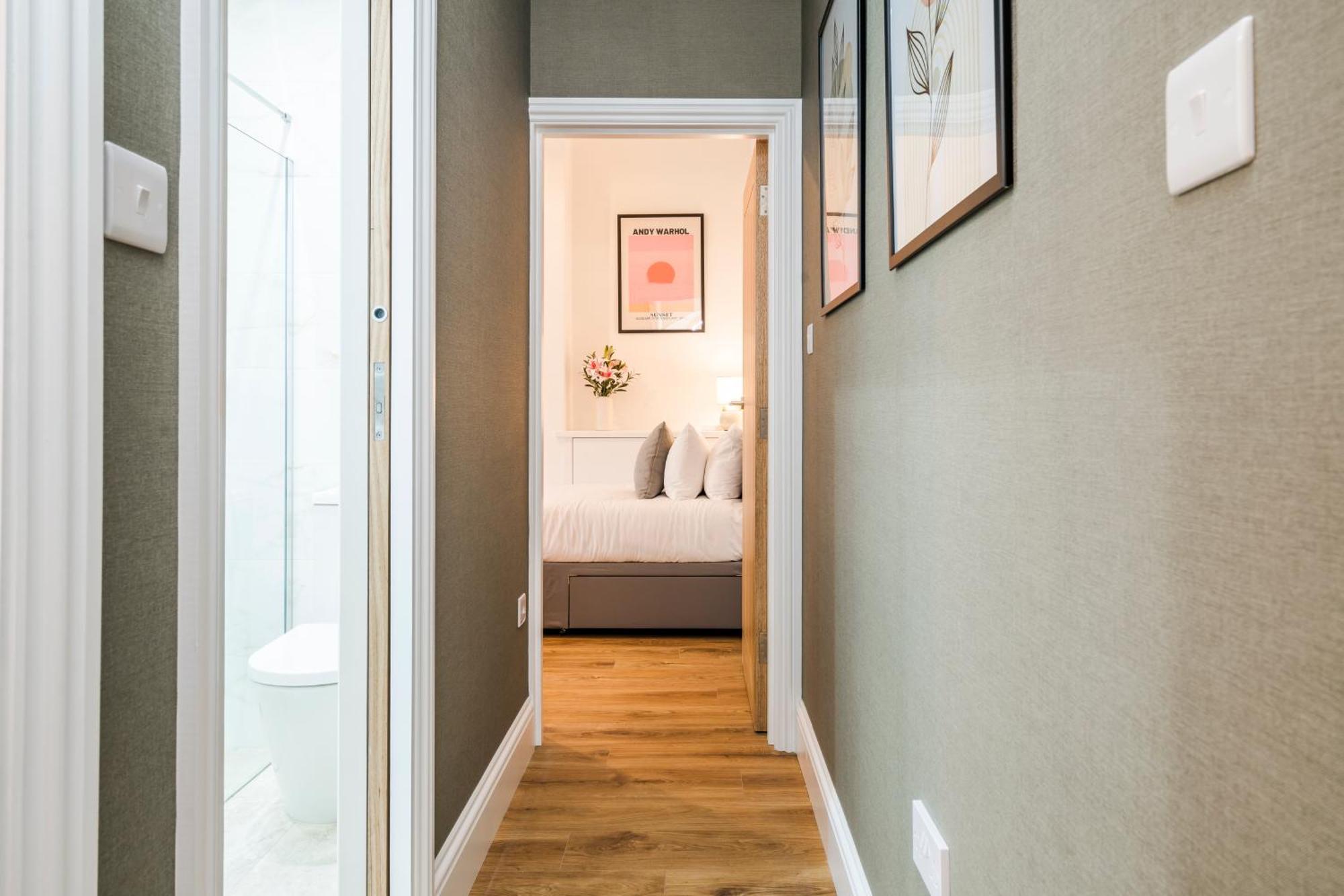 Cozy 2 Bedroom Apartment In Sutton Саттон Экстерьер фото