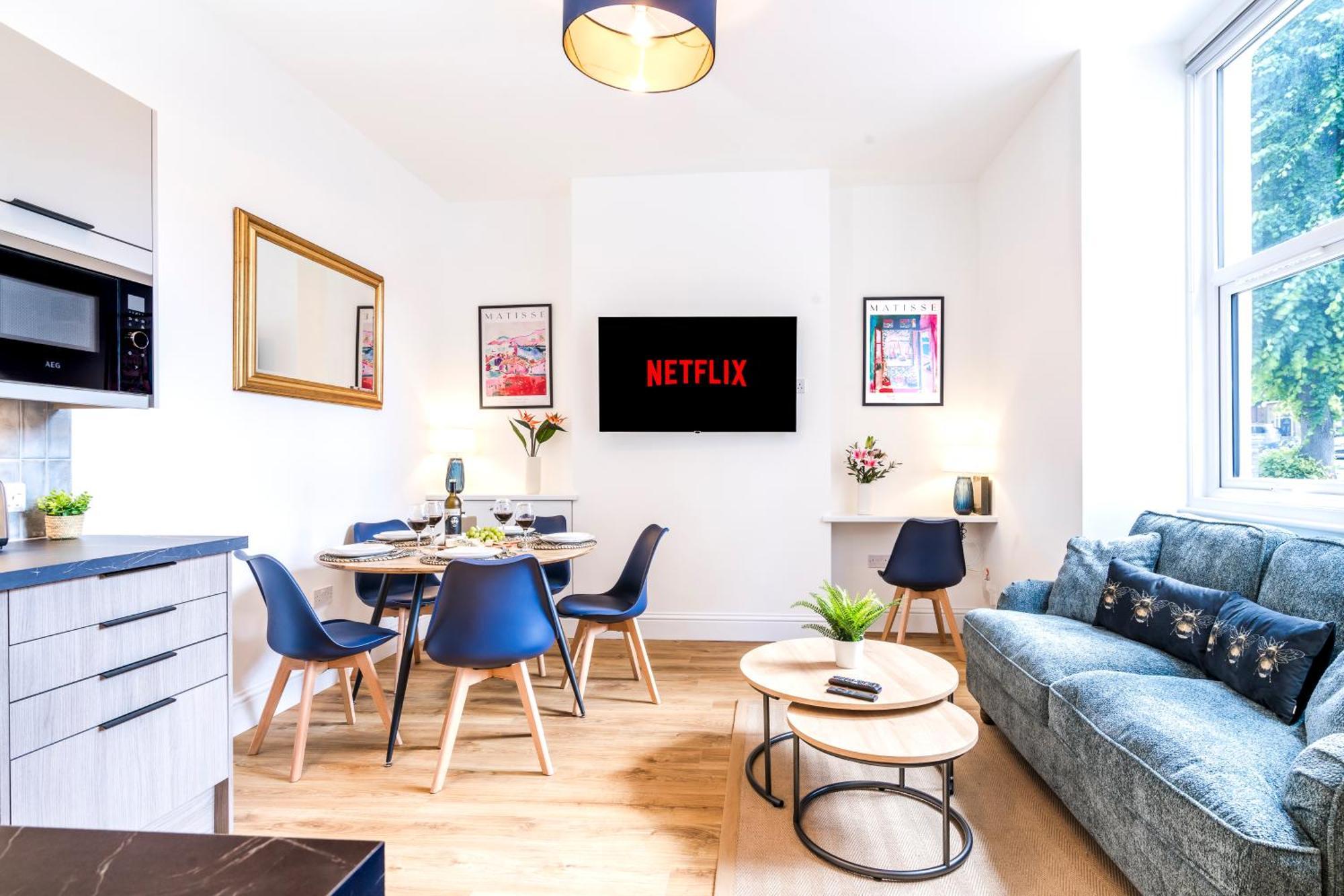 Cozy 2 Bedroom Apartment In Sutton Саттон Экстерьер фото