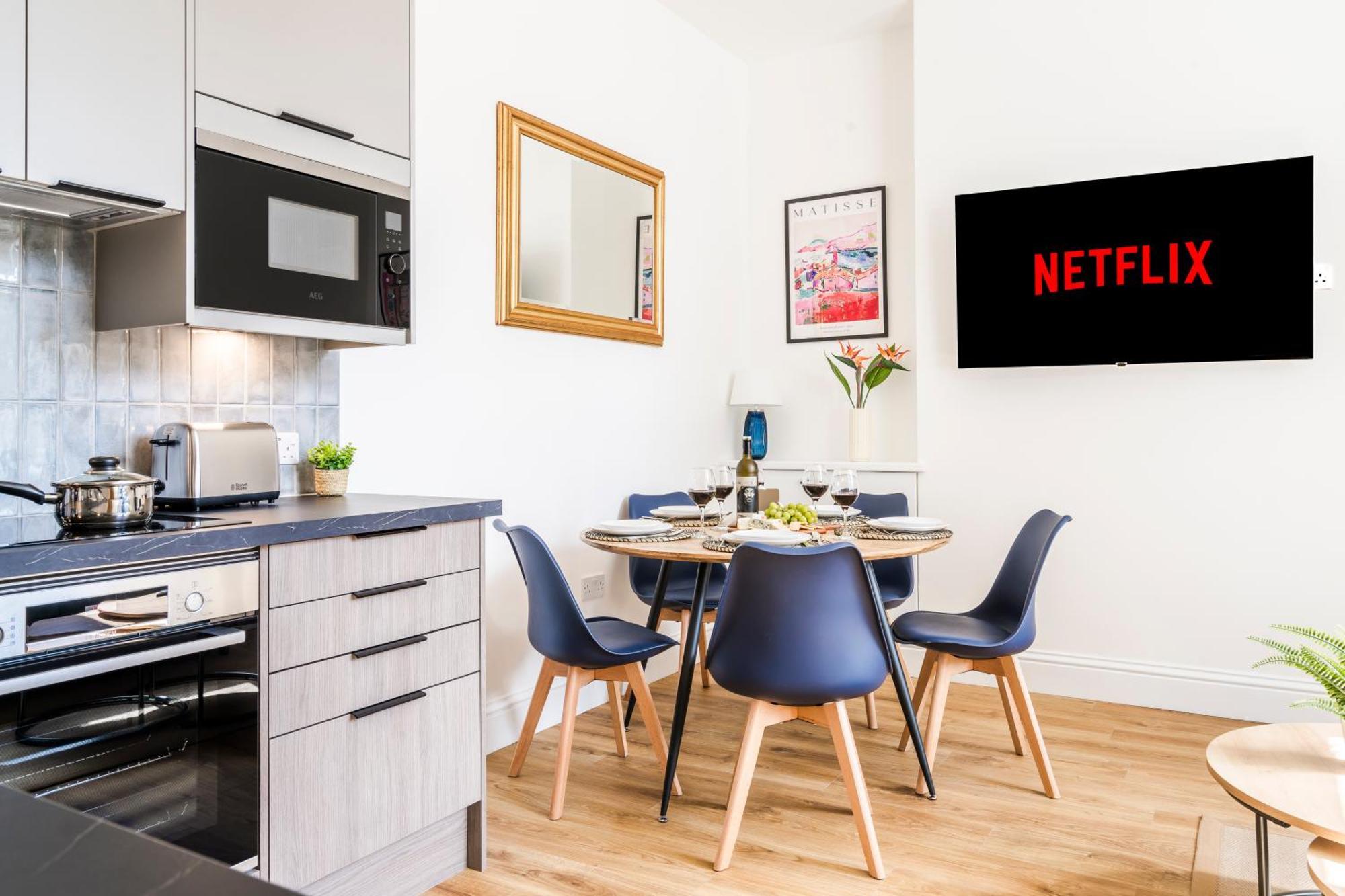 Cozy 2 Bedroom Apartment In Sutton Саттон Экстерьер фото